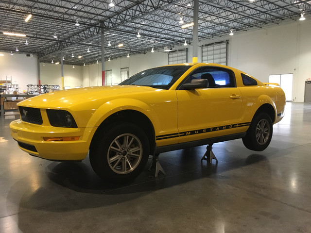 Steeda Mustang GT/V6/BOSS 302/GT500 Jacking Rails (2005-2014) - Image Steeda Mustang GT/V6/BOSS 302/GT500 Jacking Rails (2005-2014) - Image