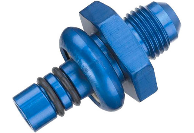 Russell Mustang -6 AN Return Side Fuel Rail Fitting (1986-2004) - Image Russell Mustang -6 AN Return Side Fuel Rail Fitting (1986-2004) - Image