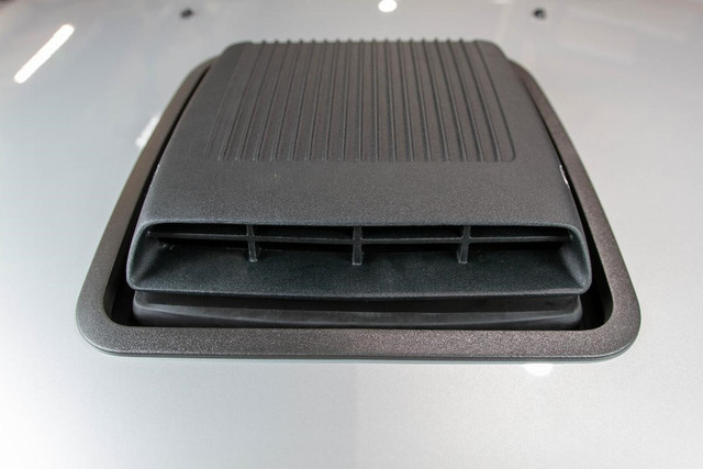 Classic Design Concepts Mustang GT Shaker Hood System (2005-2009) - Image