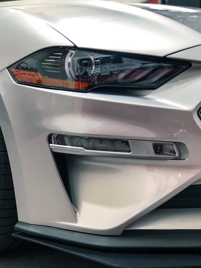 Drake Mustang Turn Signal/Fog Light Cover (2018-2023) - Image
