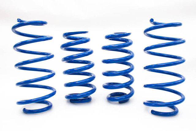 Steeda Explorer Lowering Springs (2020-2025) - Image