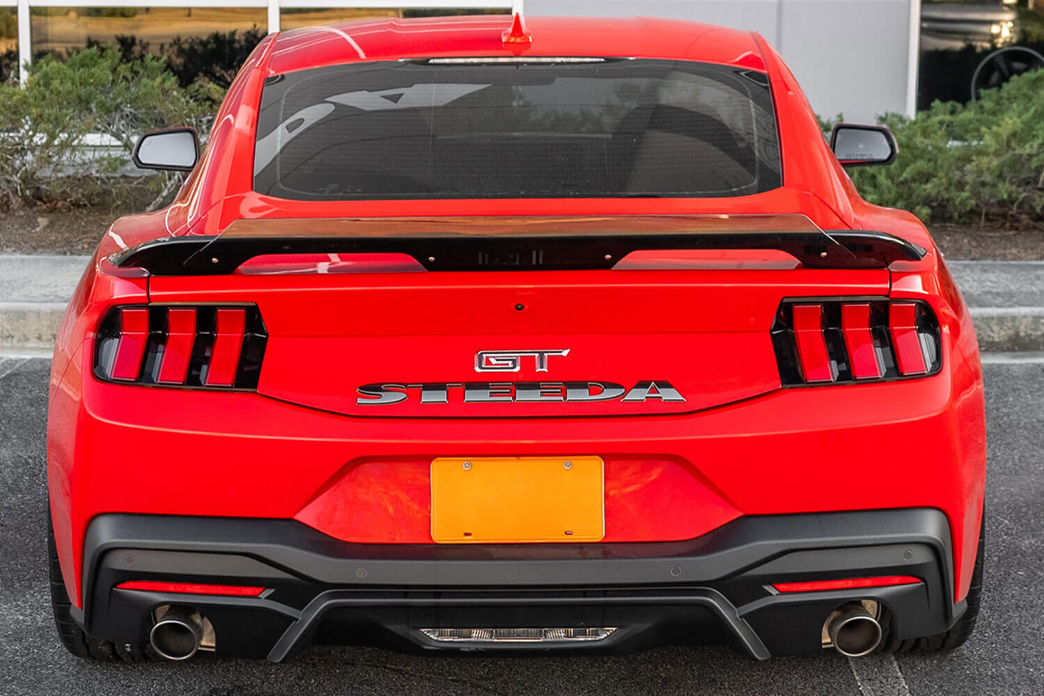 10-1015-112 Mustang GT500 Style Spoiler w/ Tinted Wicker Bill