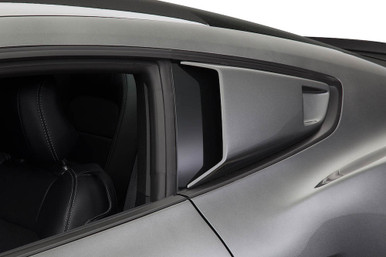 Ford Mustang Windows Scoop Fenster Abdeckung Silber S550 in