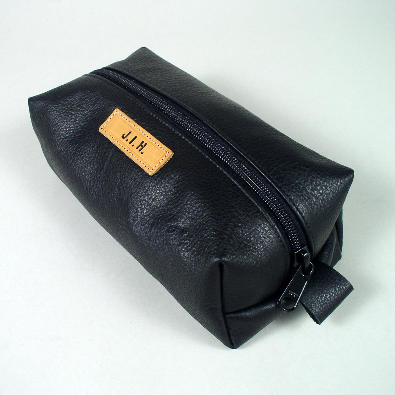 Personalized Leather Toiletry Bag Leathersmith Designs Inc