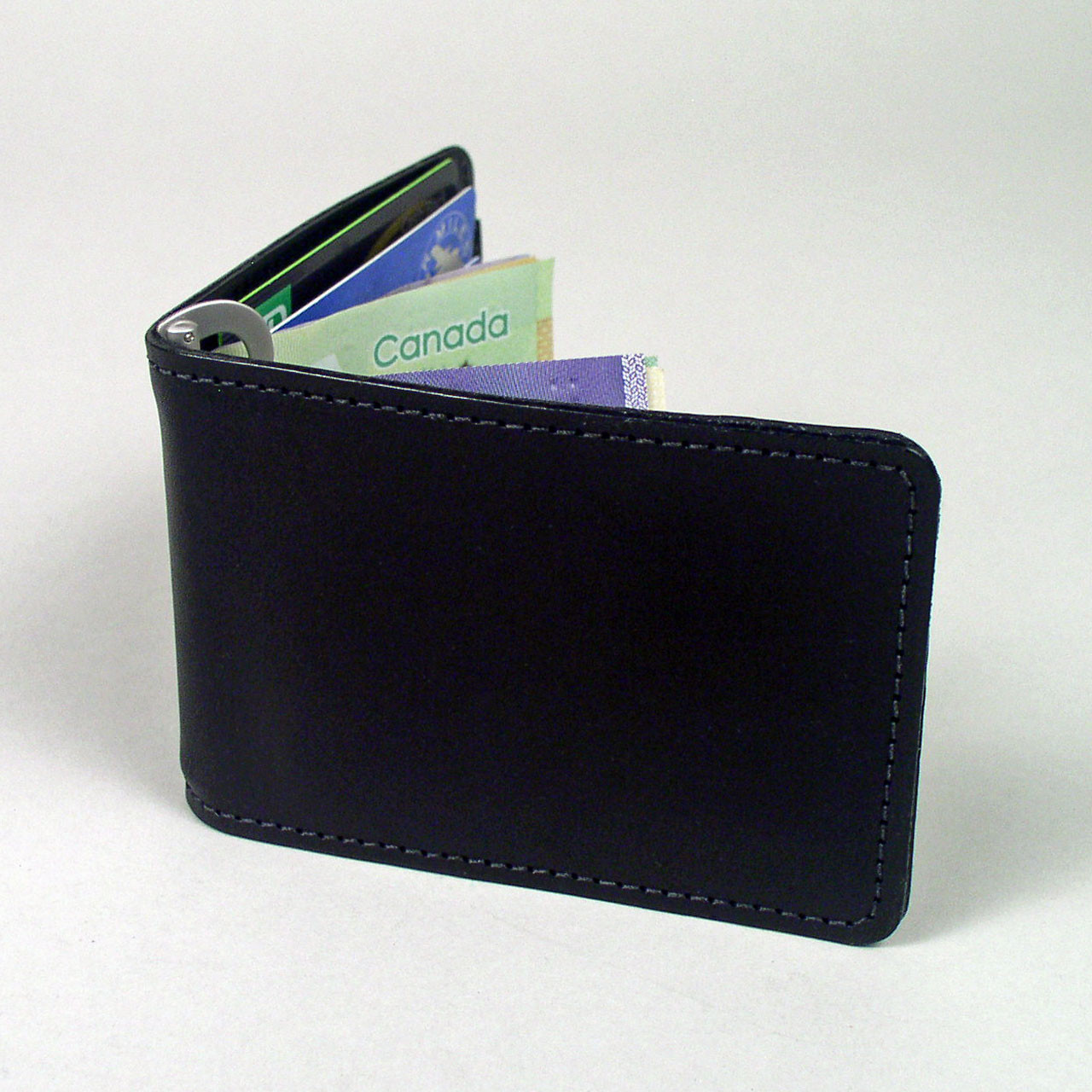 Blue Plain Mens Bi Fold Designer Leather Wallet, For Personal