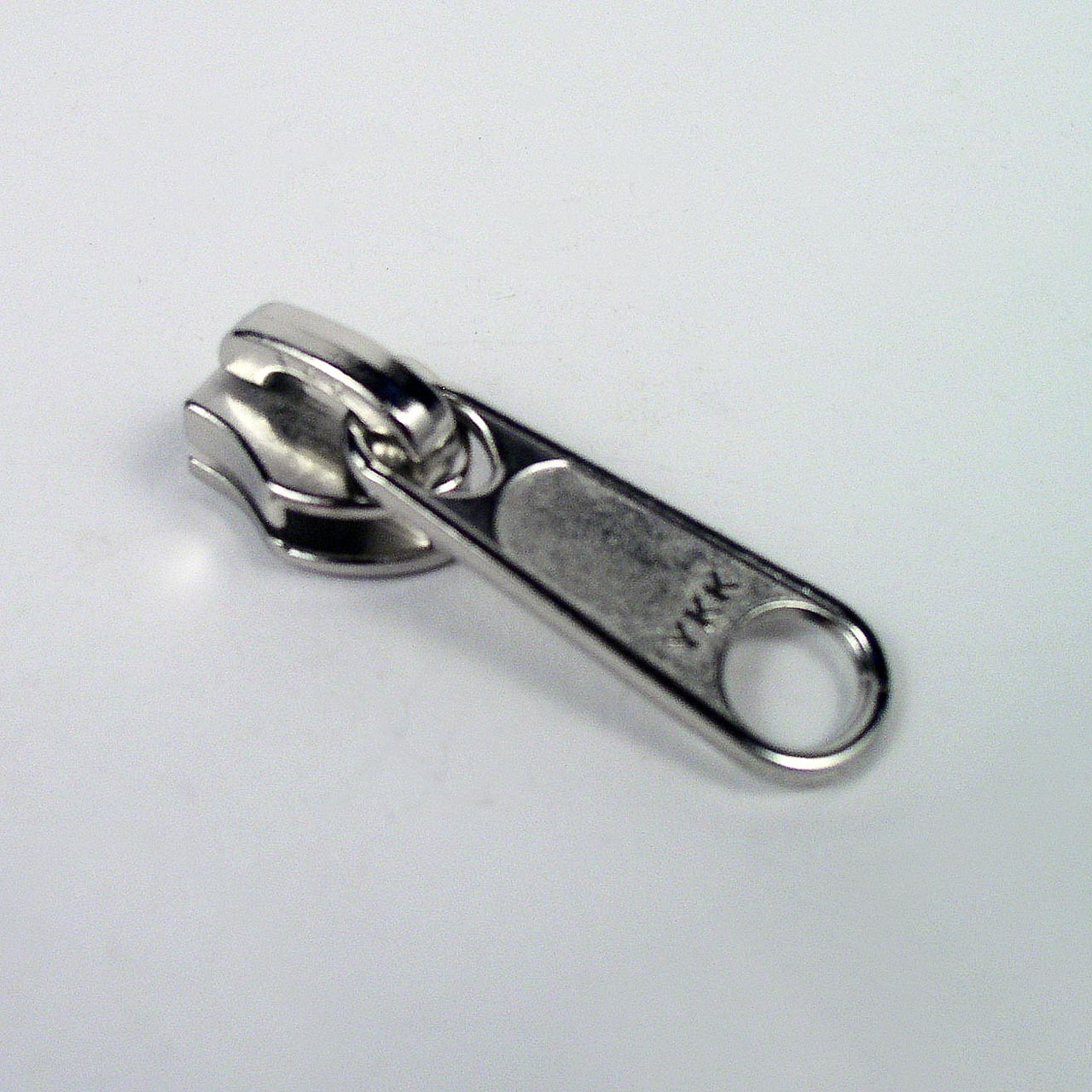 Silver Non-Locking Slider #8 YKK - Leathersmith Designs Inc.