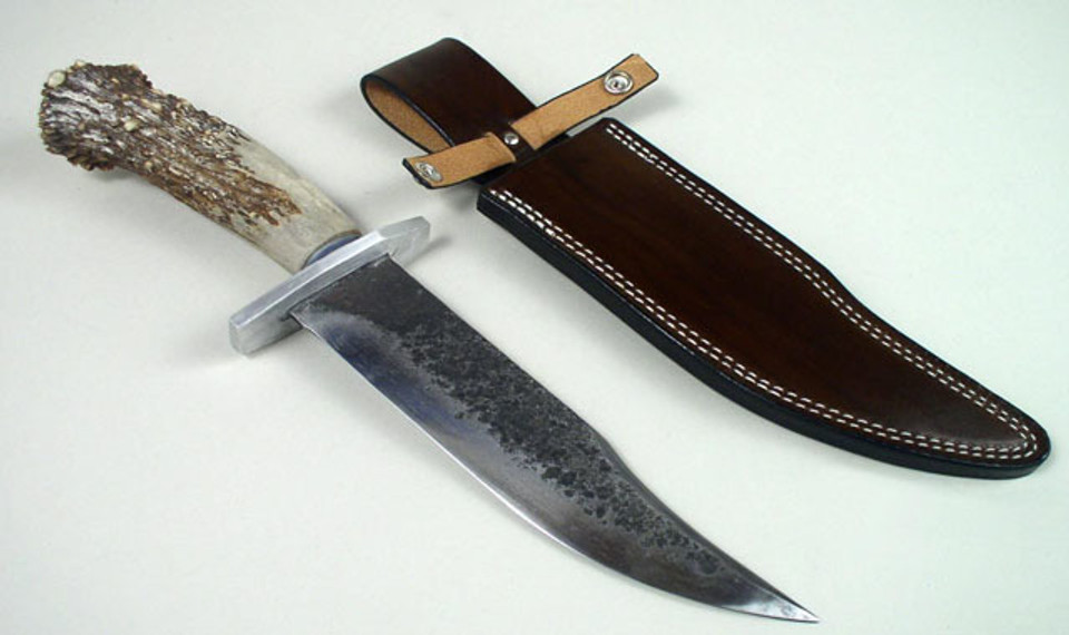 Custom Leather Knife Cases, Rifle Slings, Spike Knife Cases