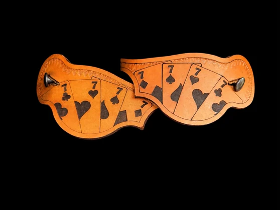 Simple Engraved Card Deck Spur Strap