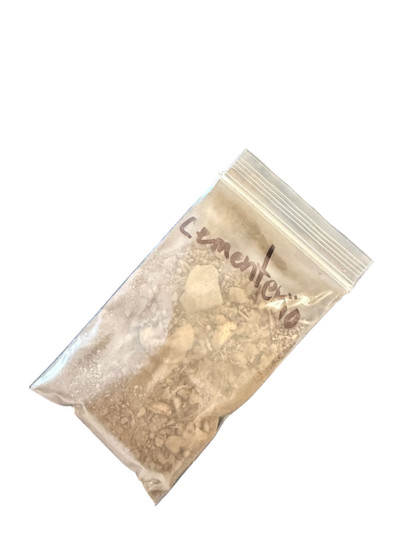 Tierra De Cementerio