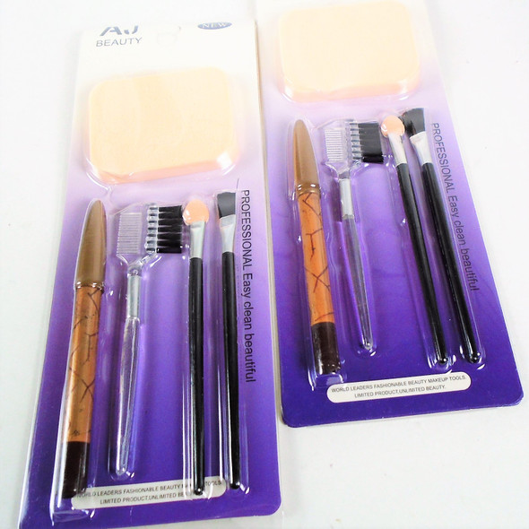5 - Pc Cosmetic Tool Set w/ Black Pencil  .58 per set 