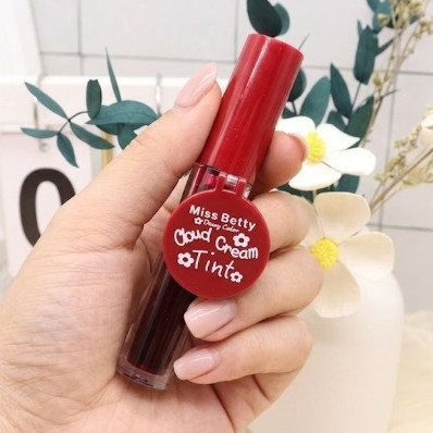 Cloud Cream Lip Tint w/ Mirror Casing 24 pcs per display box .75 each