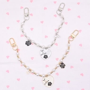 Pearl Heart Purse Charm ..70 each
