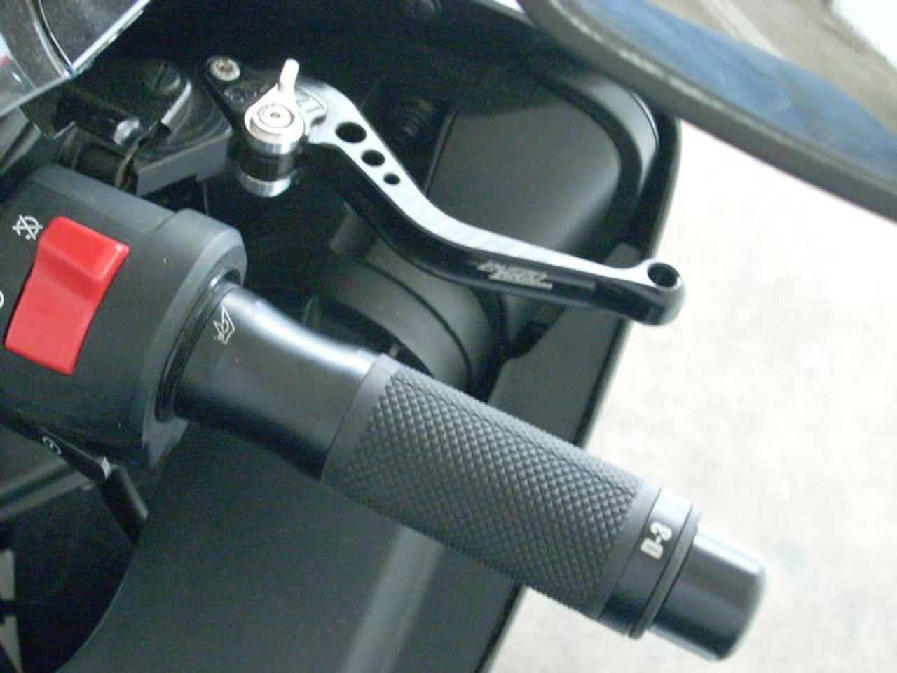Driven D3 Grips, motorcycle handgrip with textured rubber surface for enhanced grip and control. Driven D3 Grips, motorcycle handgrip with textured rubber surface for enhanced grip and control.