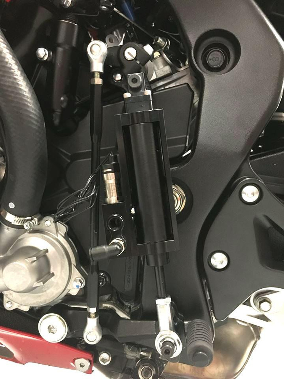 HTP Performance HTP Air Shifter Bracket Suzuki GSXR1000 2017-2025, motorcycle air shifter bracket mounted on the frame of the bike. HTP Performance HTP Air Shifter Bracket Suzuki GSXR1000 2017-2025, motorcycle air shifter bracket mounted on the frame of the bike.