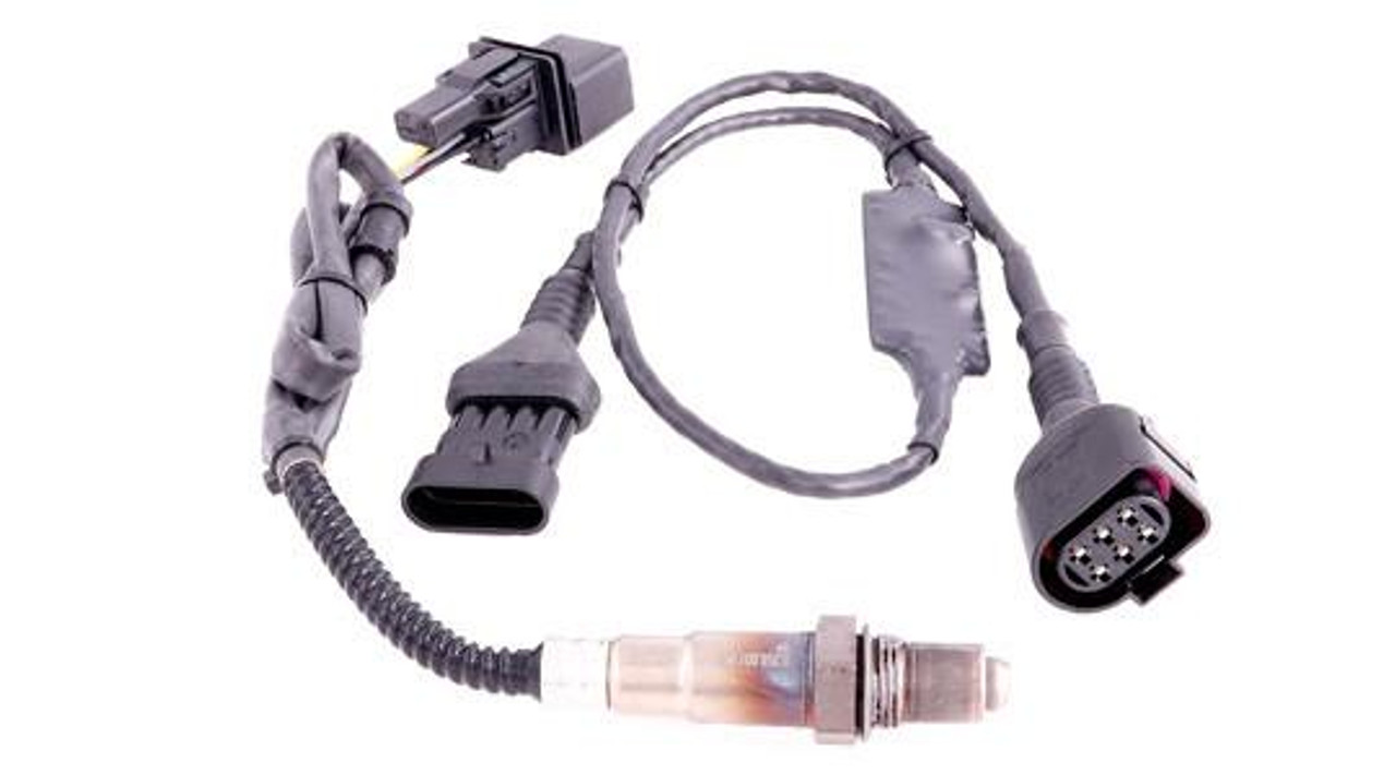 MaxxECU WBO Module w/LSU 4.2 Sensor, automotive wideband O2 sensor with wiring harness for vehicle engine tuning. MaxxECU WBO Module w/LSU 4.2 Sensor, automotive wideband O2 sensor with wiring harness for vehicle engine tuning.