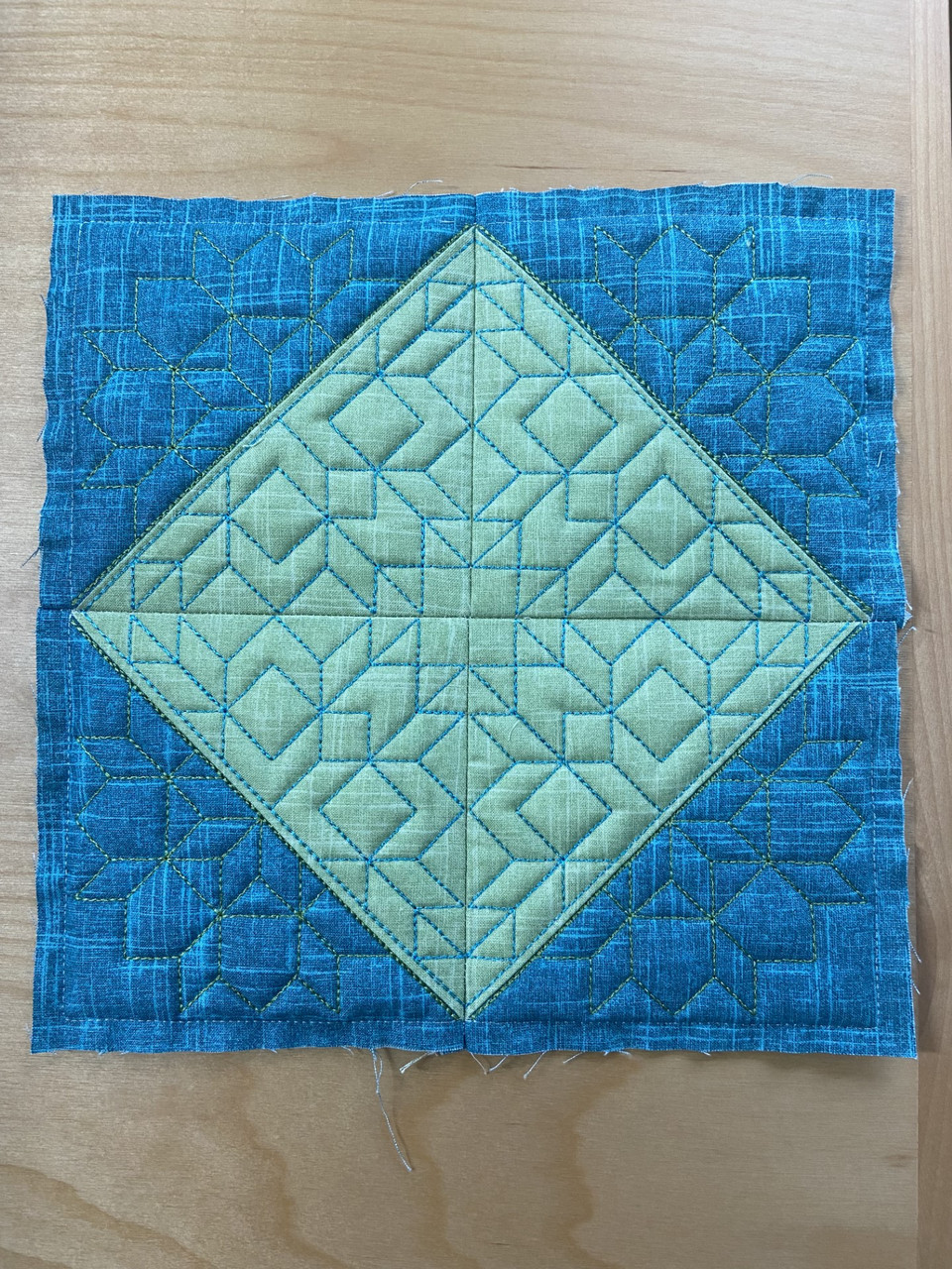 HOOPSISTERS - Quilt in the Hoop Embroidablock designs