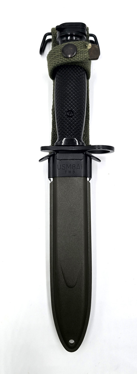 Late Production M7 Sawback AR15 & M16 Bayonet with M8A1 Scabbard