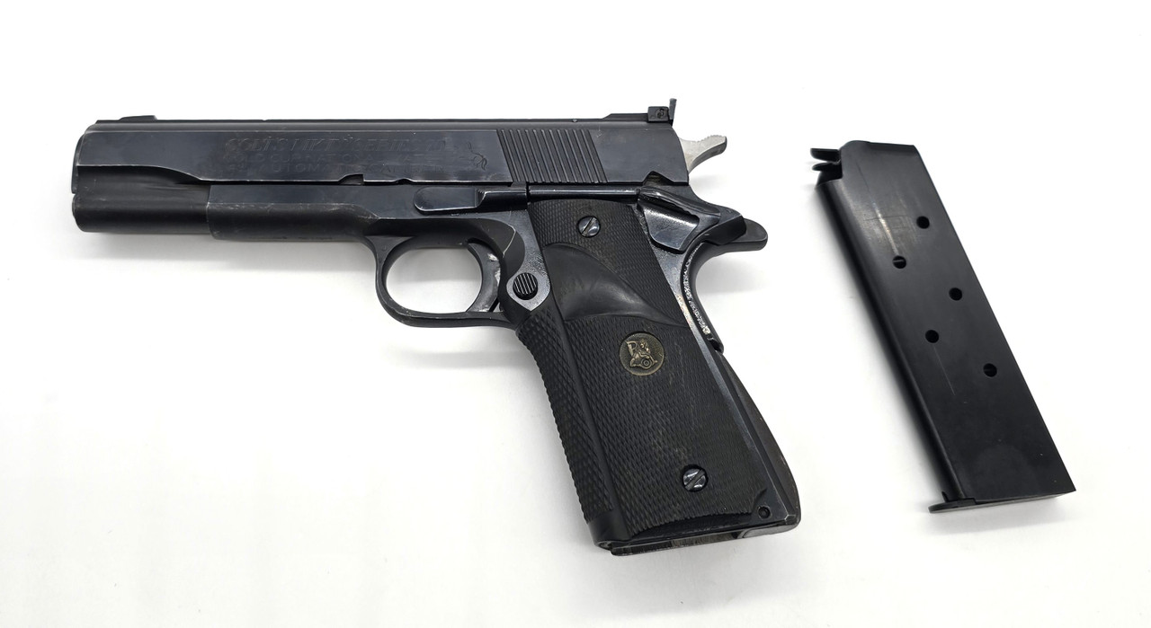 Colt MKIV/Series 70 Gold Cup National Match 1911 .45 acp Pistol