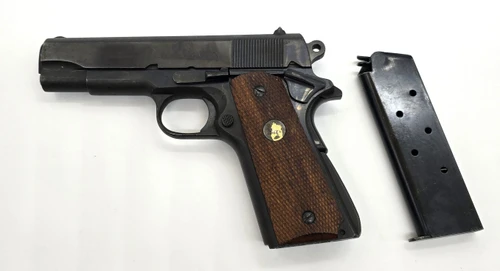 Colt Combat Commander .45 acp Pistol Serial 70BS54553
