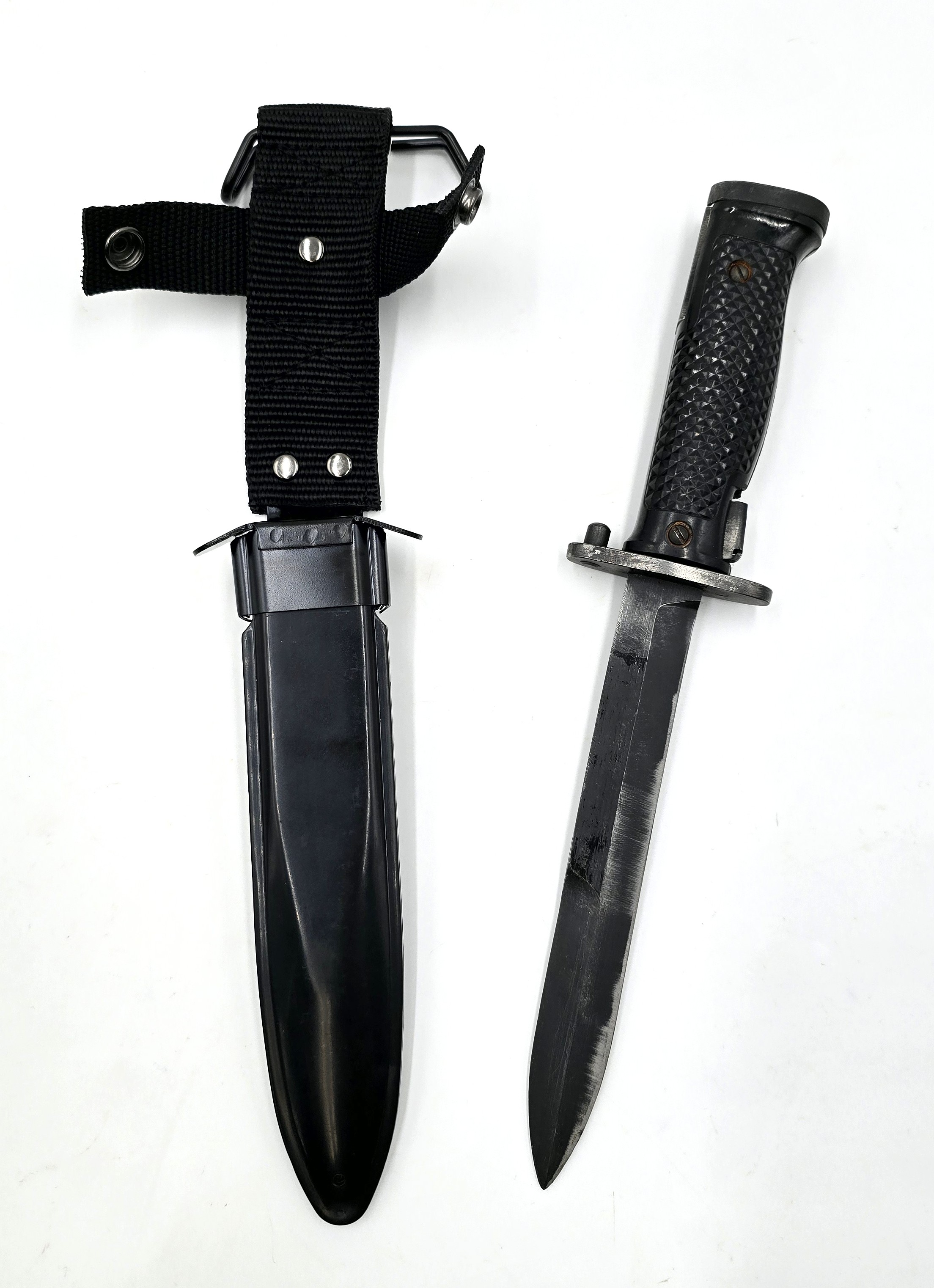 Generic M8A1 Style Scabbard Black - SARCO, Inc