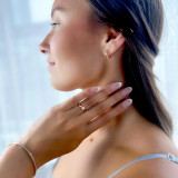 Round Diamond Pinched Cathedral Solitaire Engagement Ring in Rose Gold (MVS0037-R)