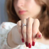 Round Diamond Vintage Solitaire Engagement Ring in White Gold (MVS0188-W)