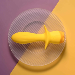 Mellow Yellow vibrating plug by SELOPA from Evolved Novelties Mellow Yellow vibrating plug by SELOPA from Evolved Novelties