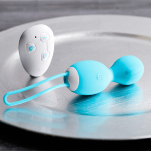 Evolved Novelties Twistin’ The Night Away - Remote control vibrating egg with rotating head Evolved Novelties Twistin’ The Night Away - Remote control vibrating egg with rotating head