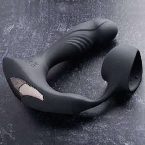 Evolved Novelties Strapped & Tapped - Remote-control vibrating, heating prostate penis ring Evolved Novelties Strapped & Tapped - Remote-control vibrating, heating prostate penis ring