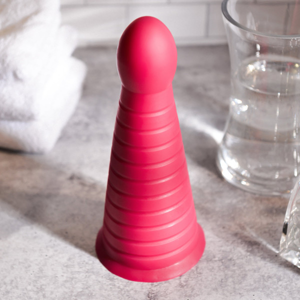 Evolved Novelties Everest - Large cone-shaped anal plug