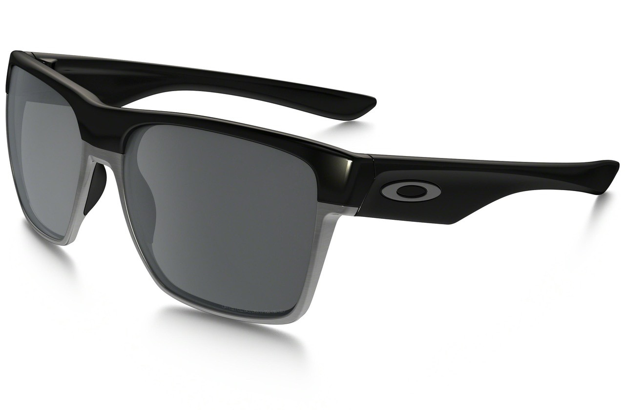 Oakley Sliver Sunglasses Reviews | AlphaSunglasses