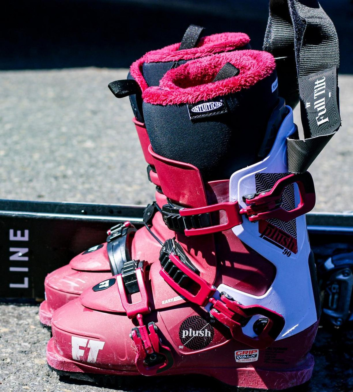 Full Tilt Plush Ski Boots 2021