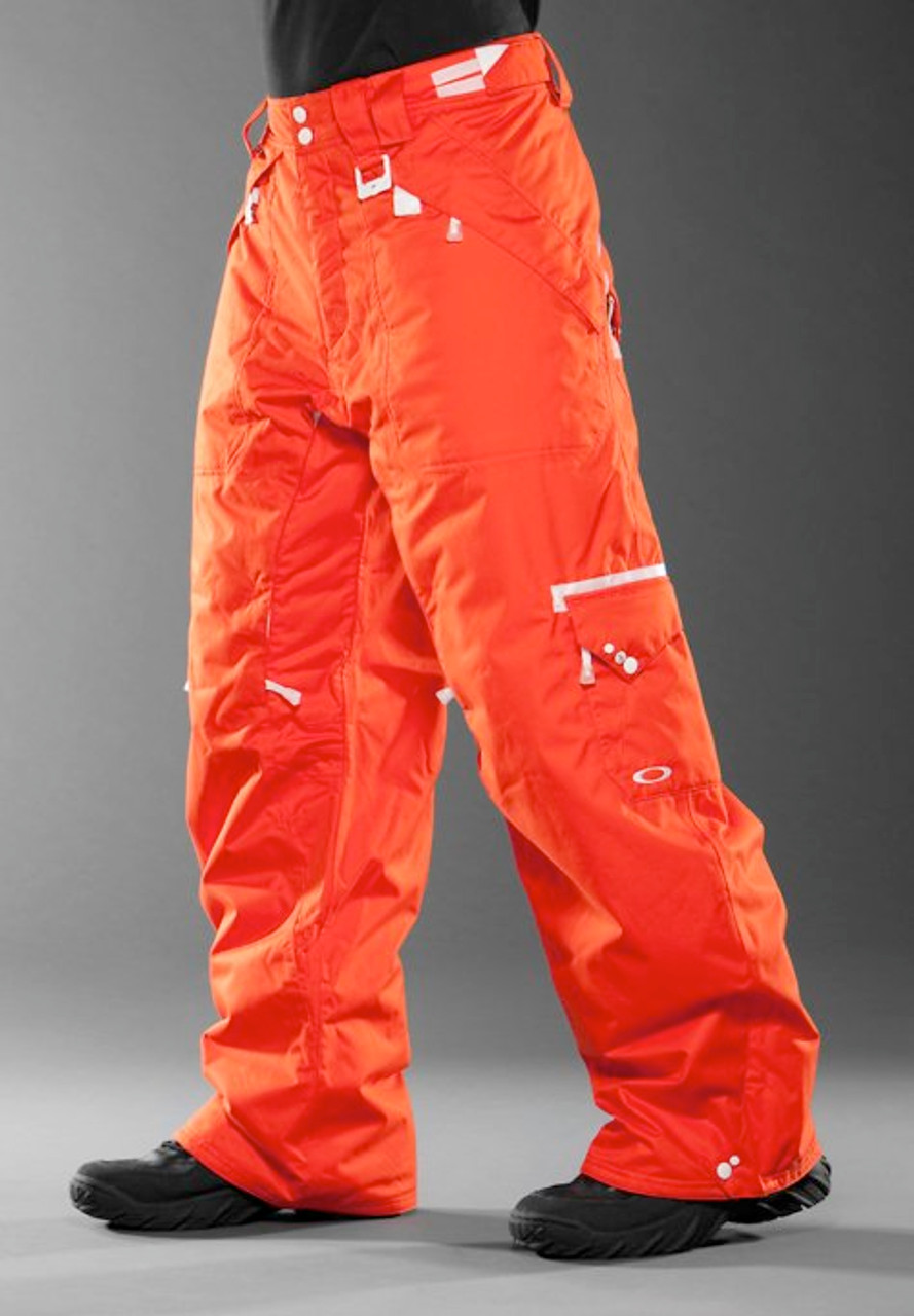 Oakley Entire Snow Pants | GetBoards.com