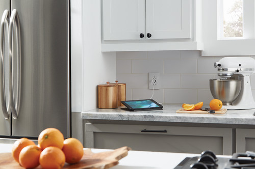 Legrand Self-Test Gfci Recep Tr 15A W/ Usb Aa in White - 1597TRUSBAAW