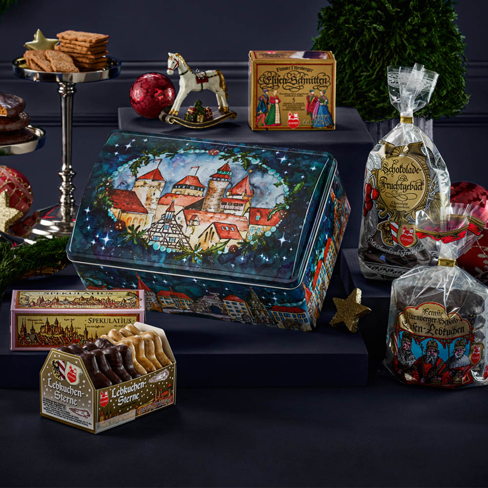 Lebkuchen Schmidt "Nuremberg by Night" Chest, Assorted Lebkuchen