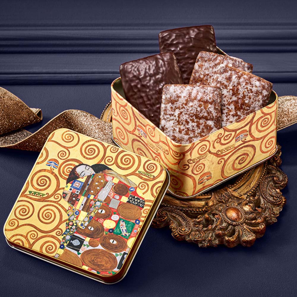 Lebkuchen Schmidt "The Embrace" by Gustav Klimt Golden Tin, Assorted Lebkuchen