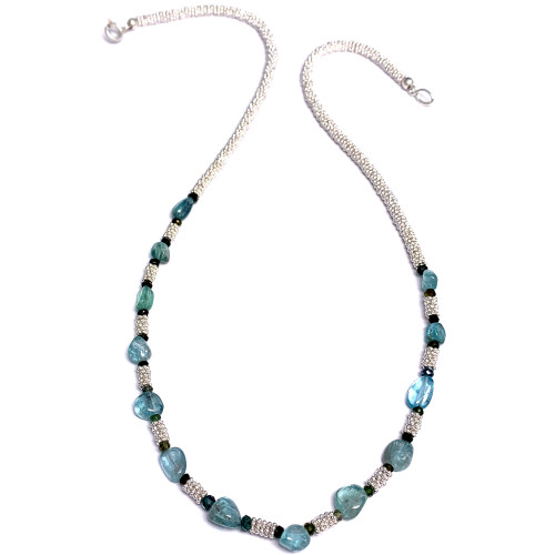 Blue Tourmalne Pebble Daisy Necklace