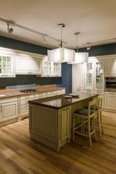 How to Choose the Perfect Kitchen Island with Legs for Your Home