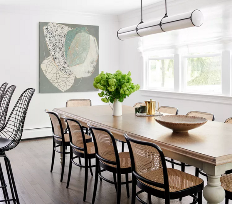 The Benefits of Solid Wood Dining Table Legs: Strength, Style, and Longevity