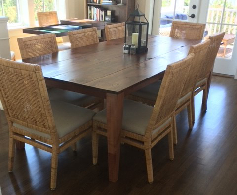 Table with 2 Sided Tapered Dining Table Leg