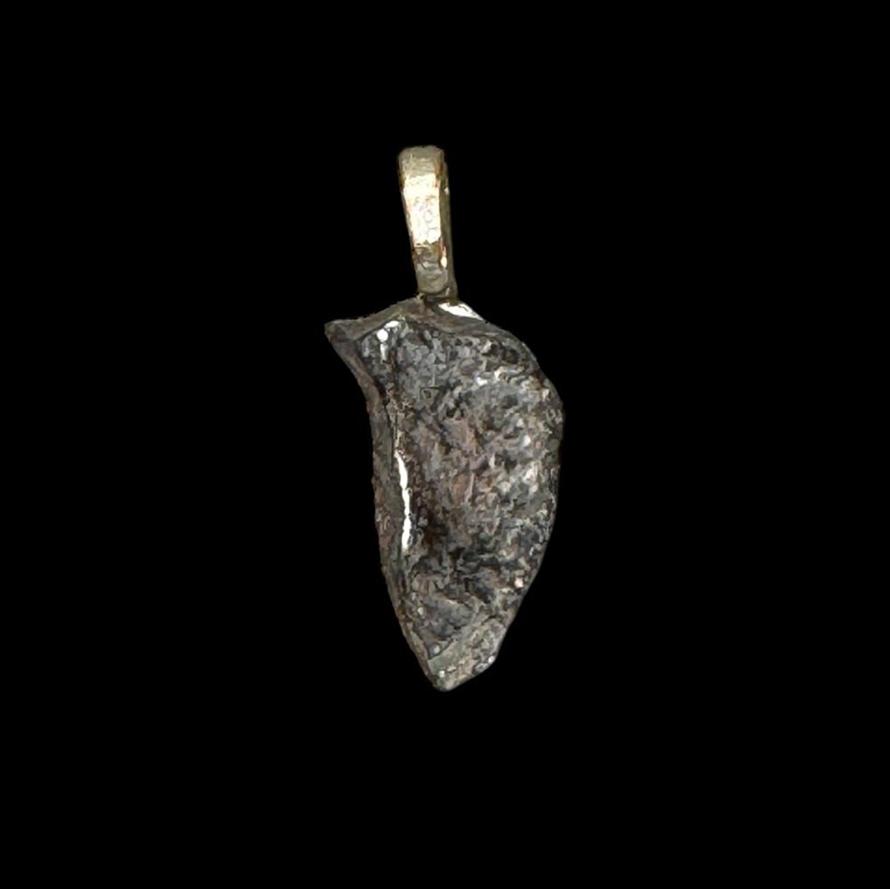 Meteorite pendant for sale | Fossilsplus.com