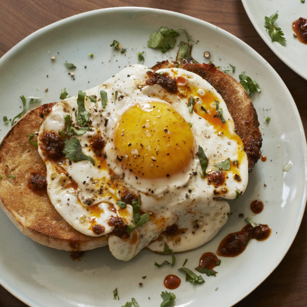 Harissa Eggs