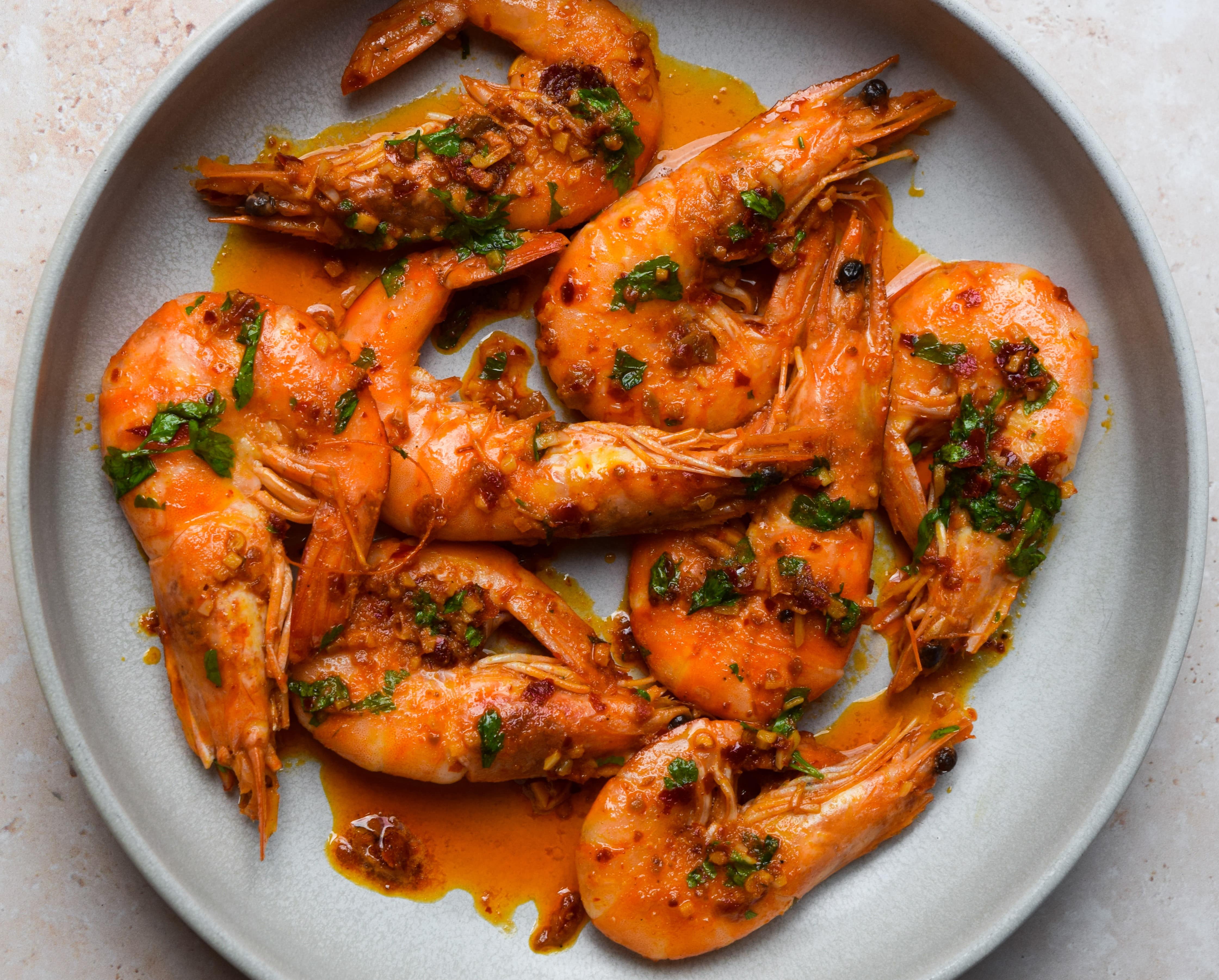 HARISSA GARLIC BUTTER PRAWNS