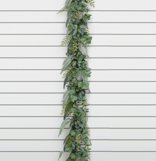 Eucalyptus & Winter Foliage Garland (180cm)