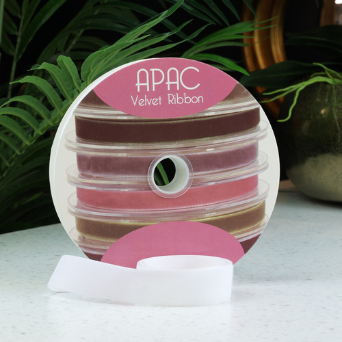White Velvet Ribbon (25mm x 20m) White Velvet Ribbon (25mm x 20m)