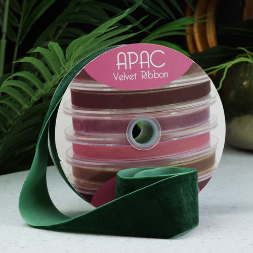 Forest Green Velvet Ribbon (50mm x 20m) Forest Green Velvet Ribbon (50mm x 20m)