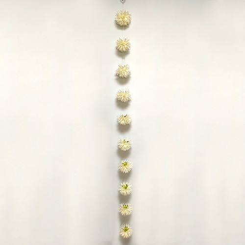 Cream Flower Garland (11x11x180cm)