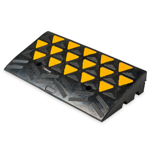 Kerb Ramp Rubber High-Vis Reflectors - 100mm High