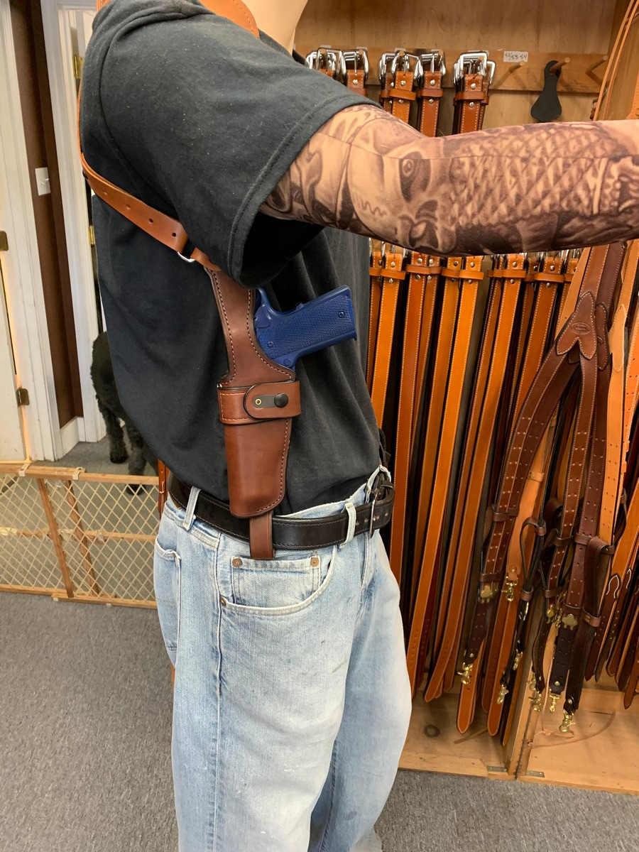 The Tucker Executive Vertical Shoulder Holster Tucker Gunleather Store