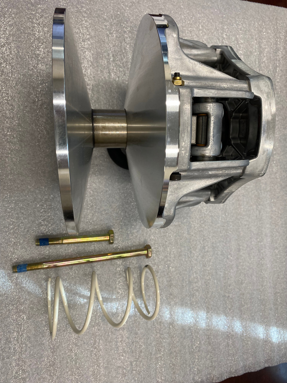 Club Car Drive Clutch for Diesel Carryall 294 and XRT 1500 | Golf